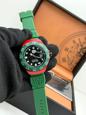 TAG HEUER formula 1 mens quartz watch