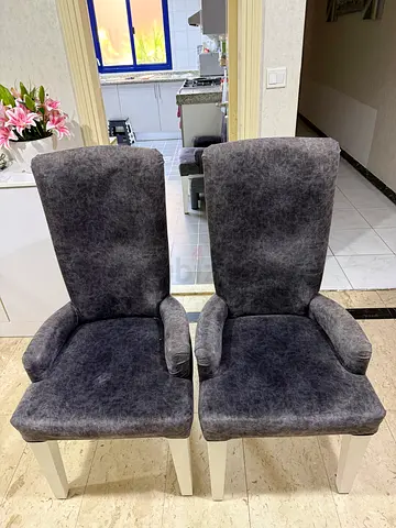 Dining table chairs
