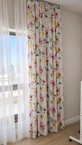 2 pairs of curtains 180x280 cm - curtains only