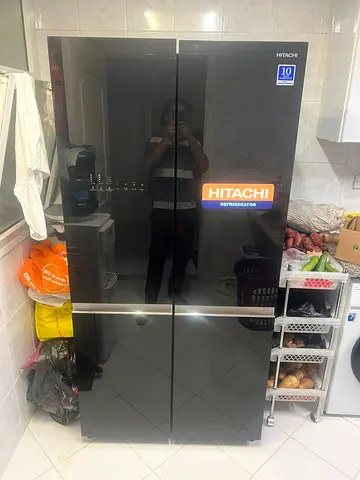Hitachi Fridge French door glass body 4 door