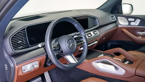 2025 Mercedes-BENZ GLS — фото 4
