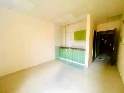 Bachelor studio rent 12k deposit 1500 open date chqe in muwaileh Sharjah near Ramiz mall