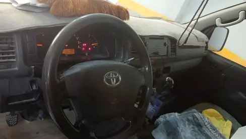2014 Toyota HIACE 照片 6