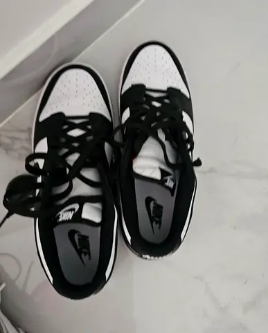 Shoes/ footwear