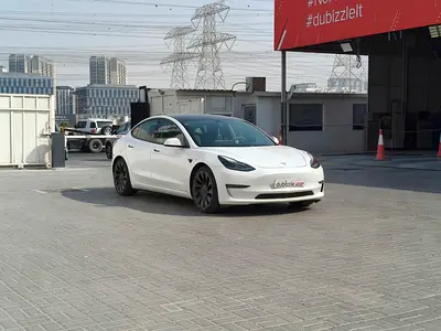 AED 1110/month | 2021 Tesla Model 3 | GCC Specs | Ref#517602