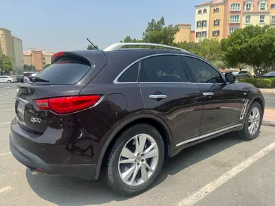 صورة 3 لـ 2017 Infiniti QX70