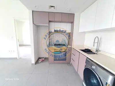 Spacious 2BHK Apartment with Balcony Gym, pool and covered Parking