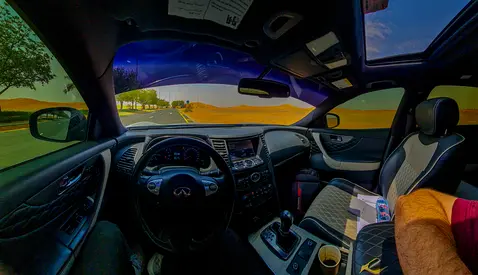 2018 Infiniti QX70 照片 2
