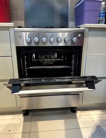 Electrolx 4 burner Gas Cooker stove with oven Fan 60cm
