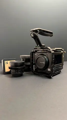 Blackmagic Pocket Cinema Camera 6K in Tilta Cage V mount - Good Condition + vintage 18mm 85mm lens