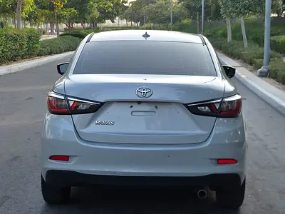 2019 Toyota YARIS — фото 5