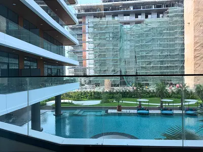 Luxurious2BR Residence with Resort Style Pool View