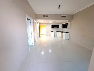 Luxurious 1 Br Apartment | Unfurnished Vacant soon