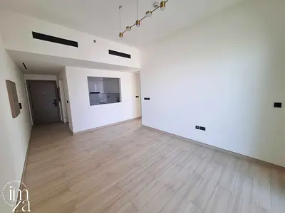 VACANT | OPEN VIEW | UNFURNISHED