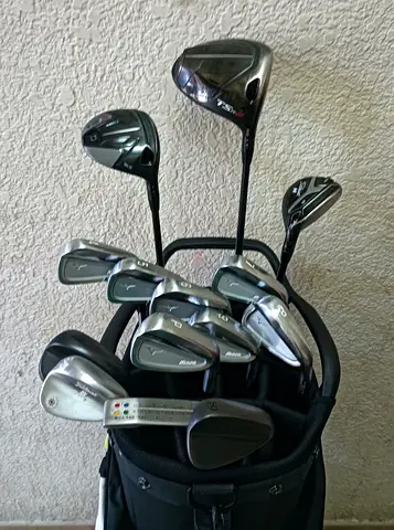Men's Right Hand Complete Golf Set!!!