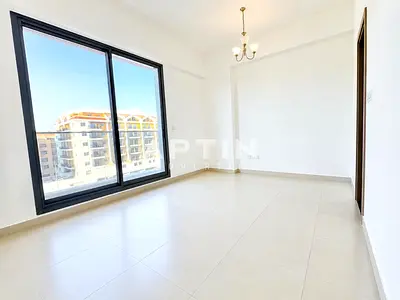 Spacious 1 BHK | 2 Bathrooms | Pool & Gym | Belle Vue