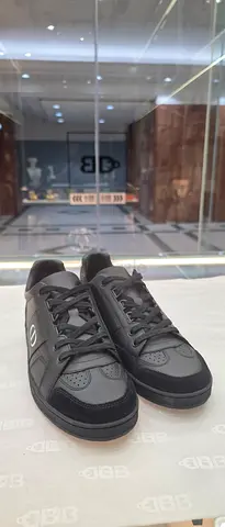 Black Casual Sneakers - Size Unknown, Lightly Used
