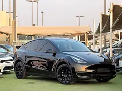 Tesla Model Y 2022 low mileage