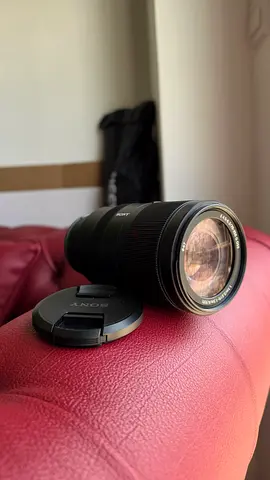 Sony Alpha 70-350mm F4.5-6.3 G OSS Super-Telephoto APS-C Lens