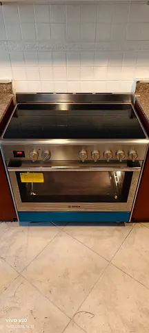 Bosch series 8 Electric Cooker with Ceramic Hob and Oven 90 cm
