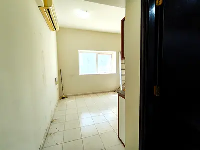 LIKE A BRAND NEW STUDIO 6 PAYMENTS CLOSE TO BUS STATION MUWALIEH