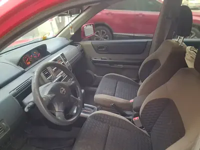 2011 Nissan X-TRAIL 照片 5
