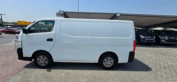 صورة 10 لـ 2018 Nissan URVAN