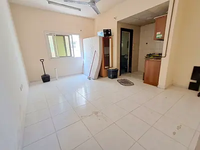 Luxury Big size saprt kitchen studio 25k available