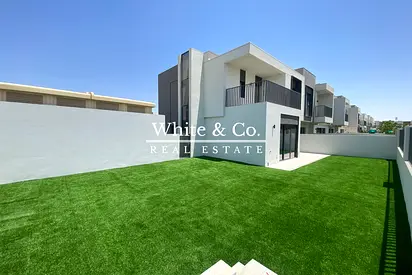 Huge Plot | Cheque Options | Chiller Free
