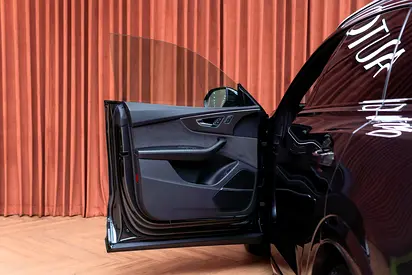 2020 AUDI RS Q8 照片 11