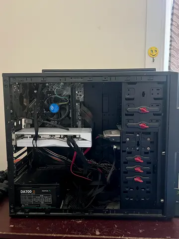 Computer i5 10th gen , rx580 vram8gb
