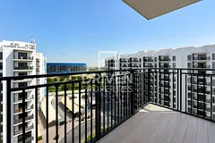 High Floor Sea World View | Included Rent Refund