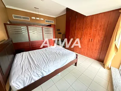 Furnished studio opposite DMCC metro station