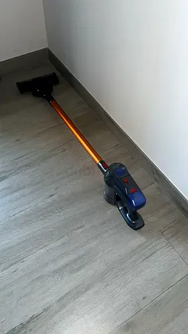 Xoopla 4-in-1 Lightweight Cordless Stick Vacuum Cleaner with 130W Brushless Motor and LED Headlight
