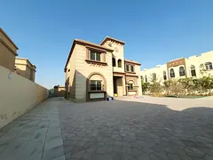 5 badroom very big villa with driver room and maid room and kids play area price 180k