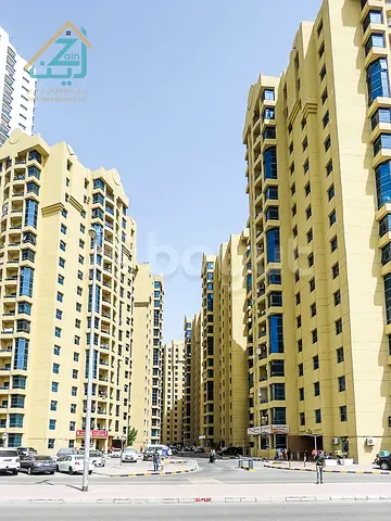 🏠 شقة مفروشة بالكامل مكونة من غرفة نوم واحدة وصالة للإيجار في أبراج الخور، عجمان