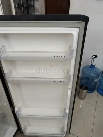 Refrigerator single door for sale