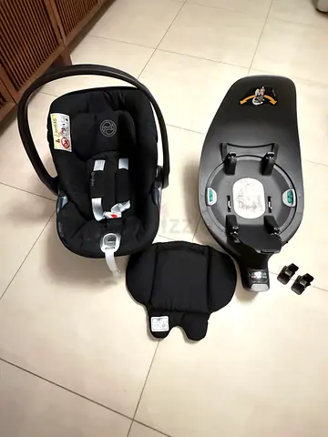 Cybex cloud Z 2-i size Infant Car Seat with Base - Black, Excellent Condition