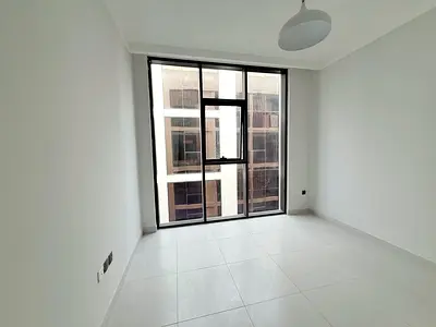 LEVISH 2bhk 3washroom with balcony storeroom Waldrop in school aera Muwaileh Sharjah