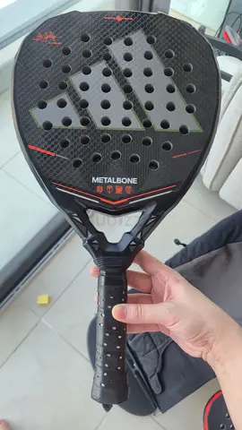 Adidas Metalbone 3.4 2025 Padel Racket – Cracked / For Repair