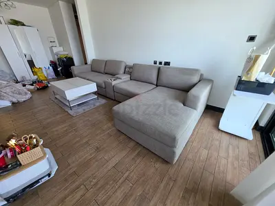 4___ Seater Home Center eterno With Speaker Like new Condition
