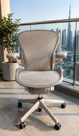 Herman Miller Aeron-style Ergonomic Office Chair - Light Grey
