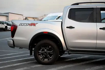 2025 Nissan NAVARA 缩略图 17