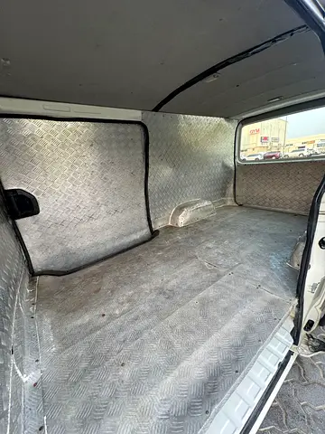2015 Toyota HIACE 照片 8