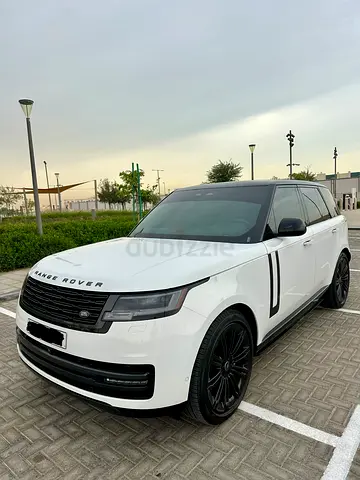 2025 Range Rover Vogue P400