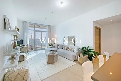 Exclusive | Unfurnished | Large Layout