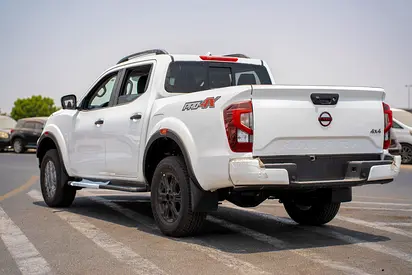 2025 Nissan NAVARA 照片 4