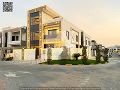 Corner villa, two floors and a roof, 6 master bedrooms, private pool, price includes registration an