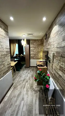 بشنطة هدومك فقط! شقة 2BHK مفروشة بالكامل بـ جاردن سيتي بخصائص VIP: إنترنت مجاني + باركينج خاص بـ 43K! 🏢🔑🔥