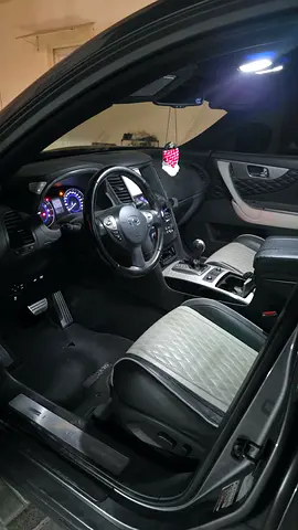 2018 Infiniti QX70 照片 13